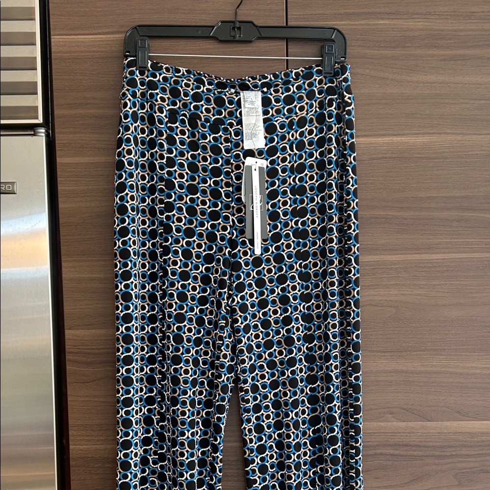 NWT Joseph Ribkoff Black and Blue Circle Pattern Pants